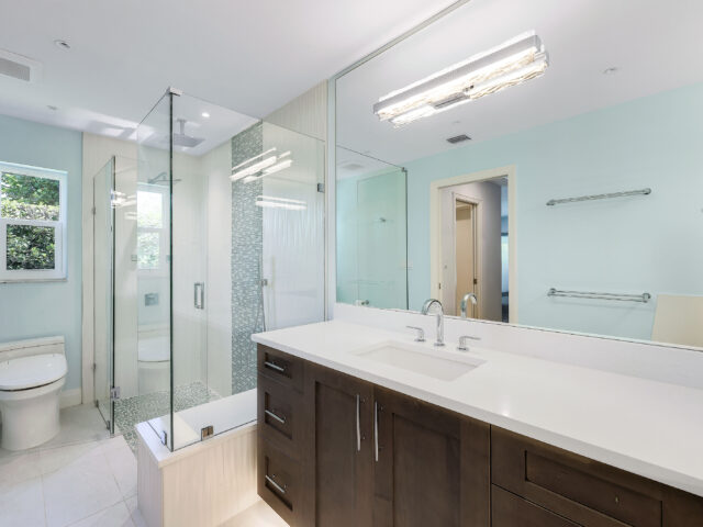Naples Tennis & Bath