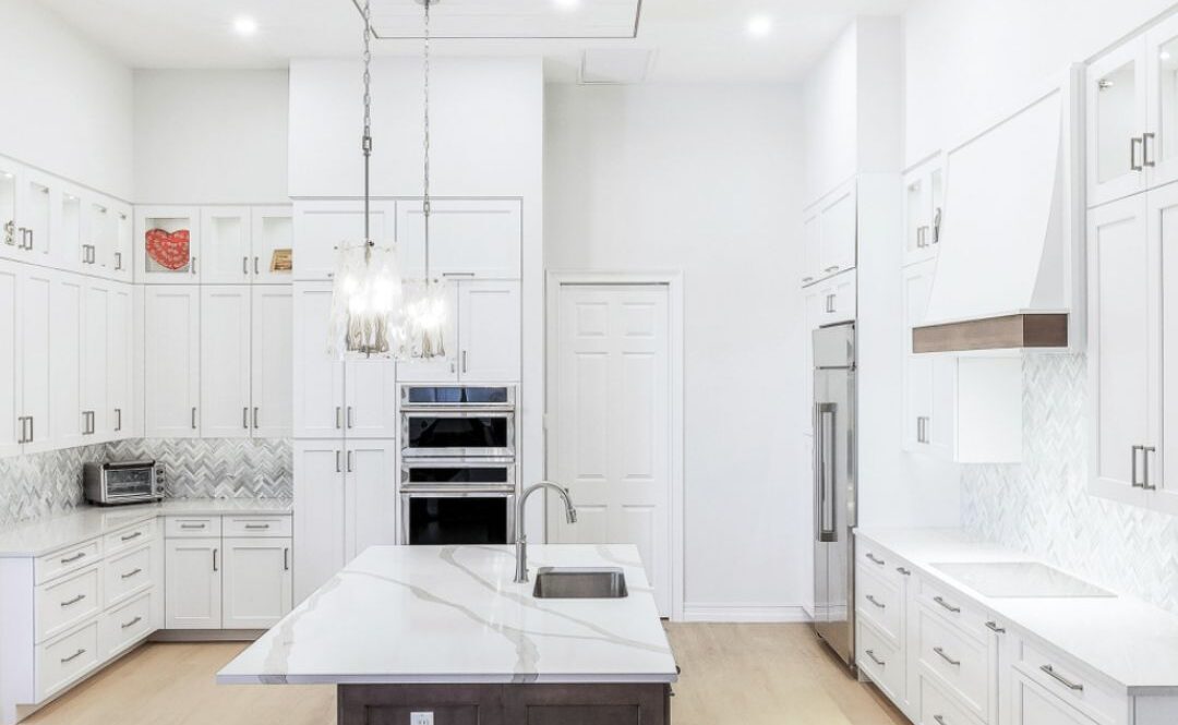 Why Ultra-Luxury Homeowners in Naples Choose a Design-Build Partner